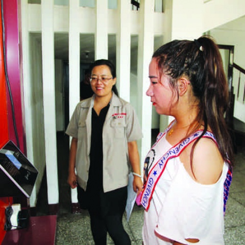 為加強公司機關(guān)基礎管理，公司機關(guān)自本月1日起實行考勤刷臉管理制度